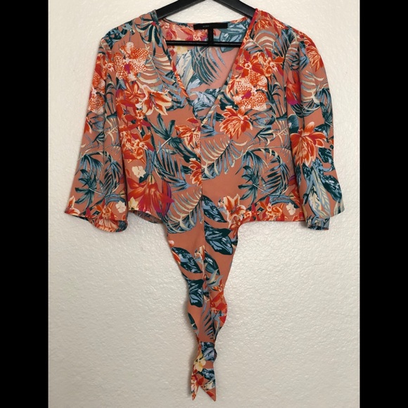 BCBG MAxazria crop tops for women - Picture 2 of 6